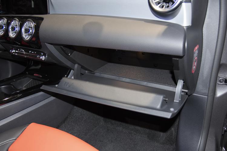 Фото машины 75