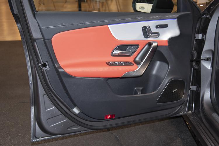 Фото машины 124