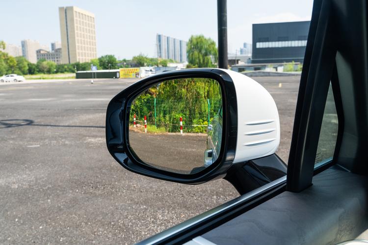 Фото машины 17