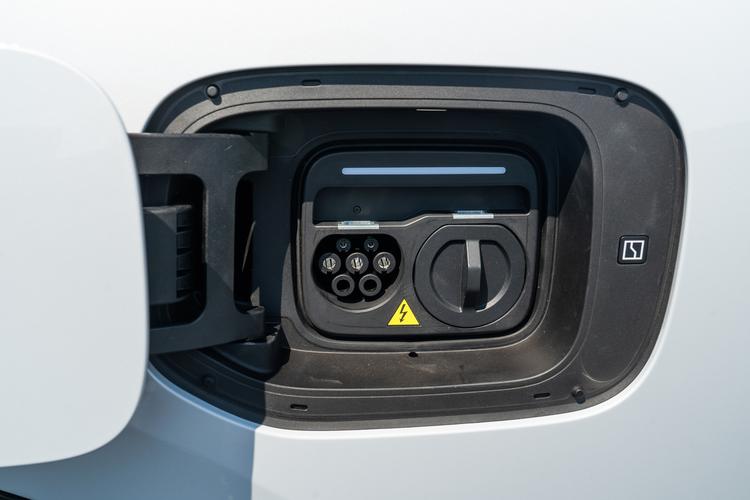 Фото машины 64