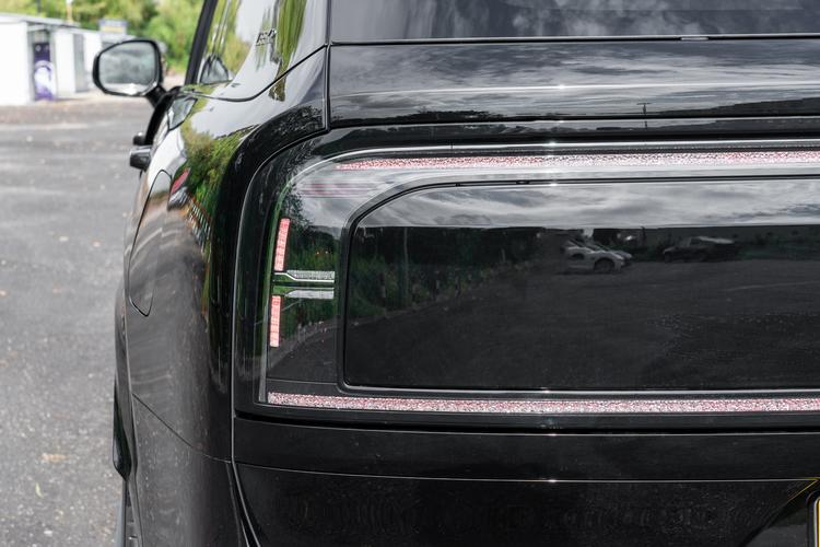 Фото машины 206