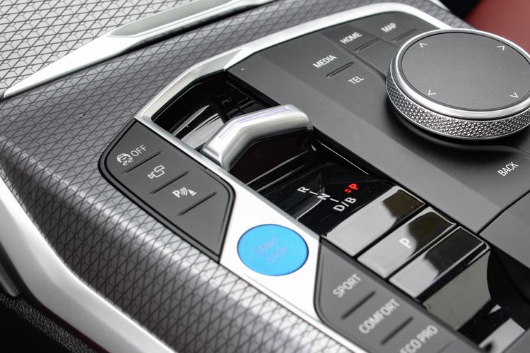 Фото машины 102