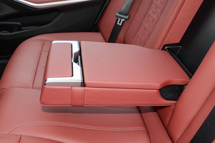 Фото машины 107