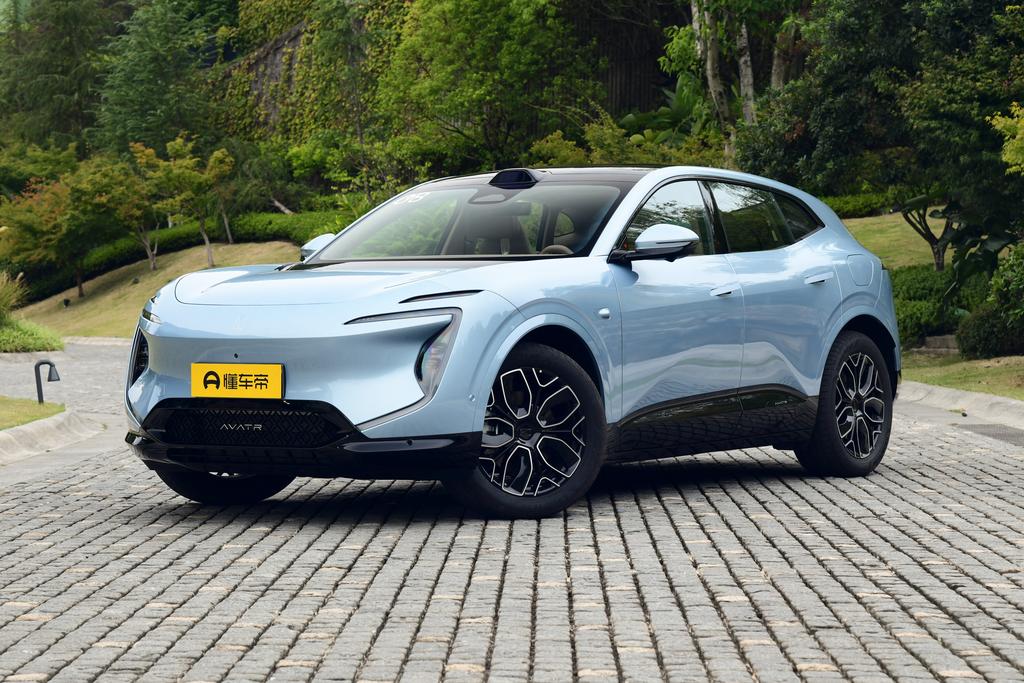 Max+ rear drive extended range version 52.01kWh