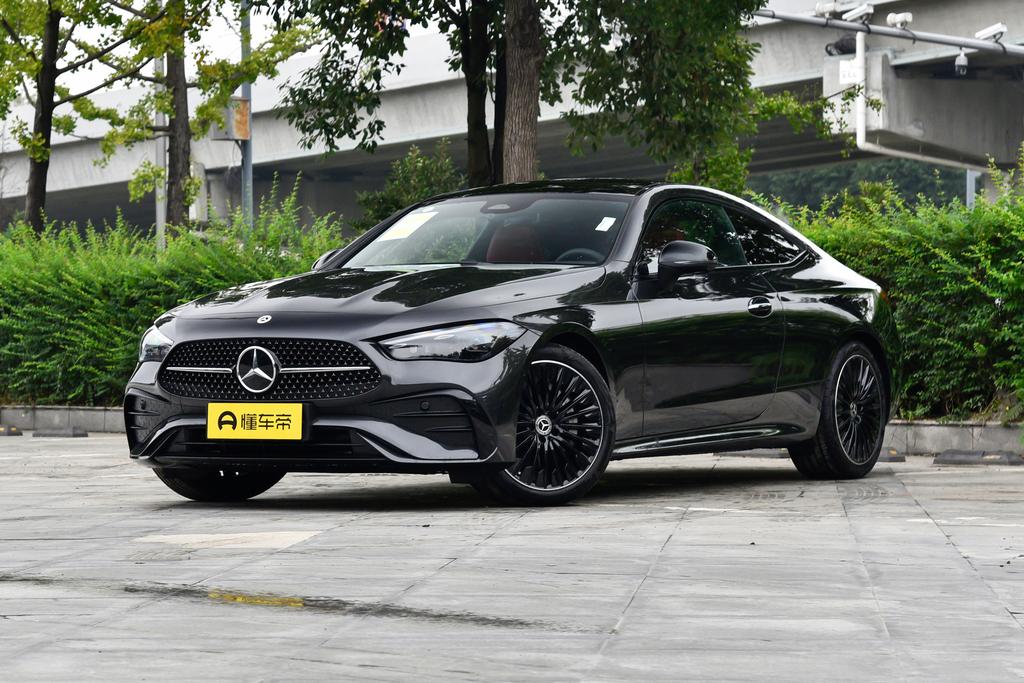 CLE 300 4MATIC Luxury Coupe