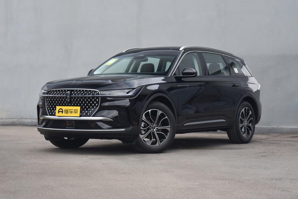 2.0T four-wheel drive Zunrui Edition