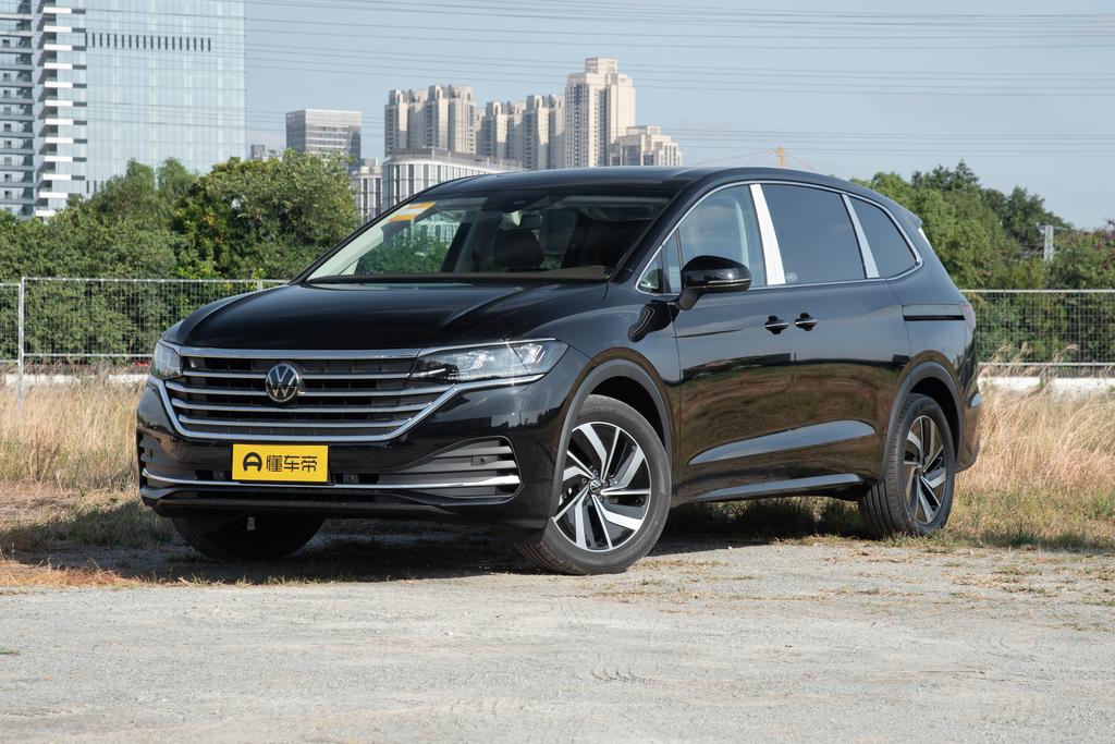 380TSI Premium Edition