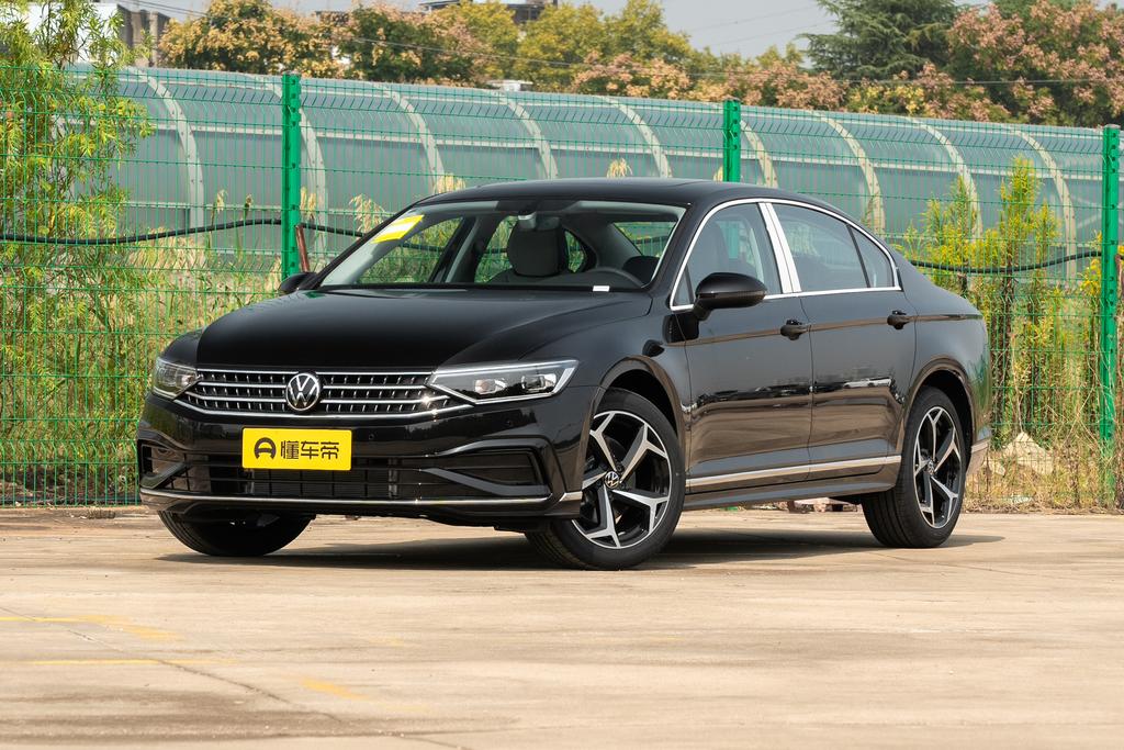 30 million selected 280TSI DSG luxury models