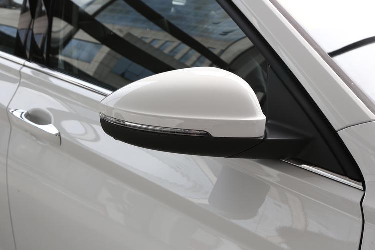 Фото машины 66