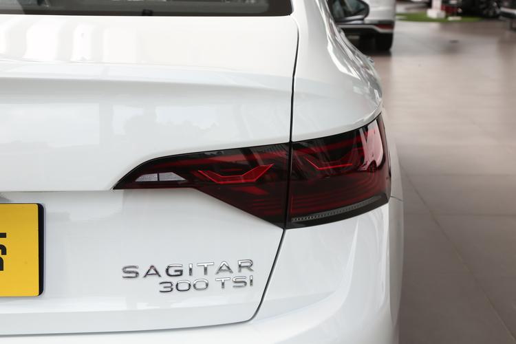 Фото машины 195