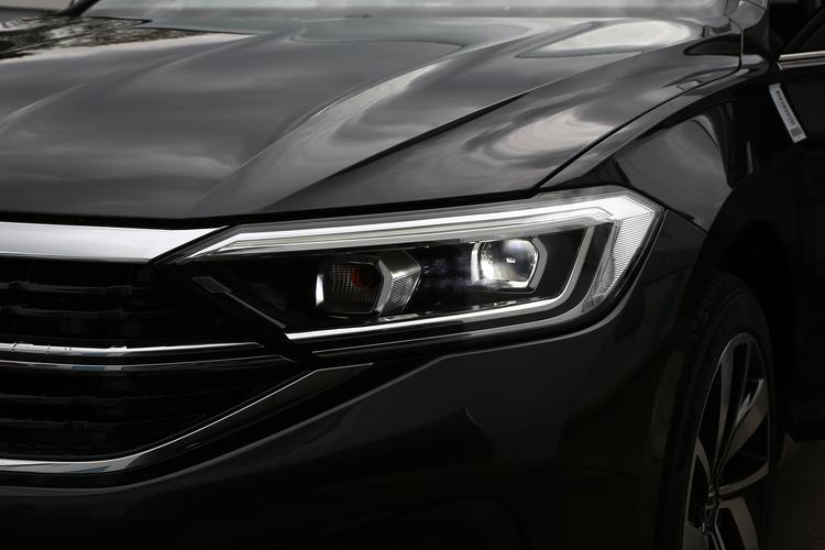 Фото машины 180