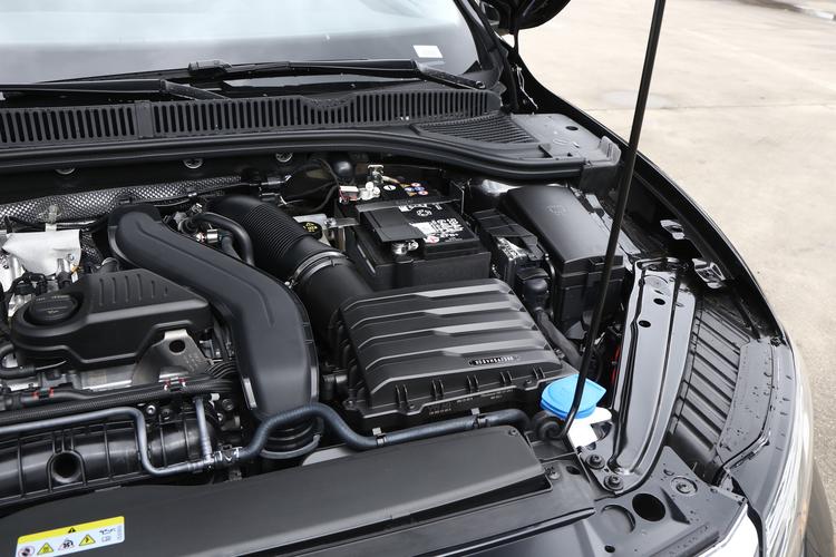 Фото машины 228