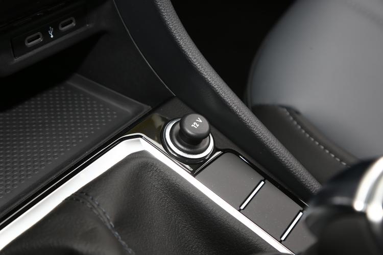 Фото машины 323