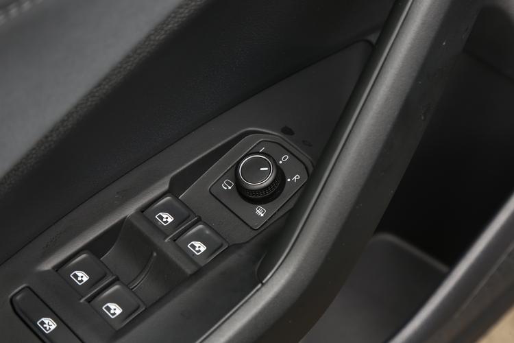 Фото машины 319