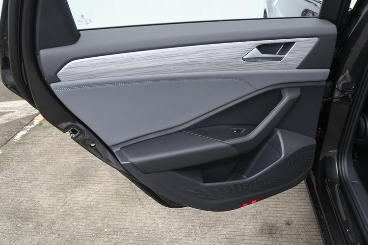 Фото машины 332