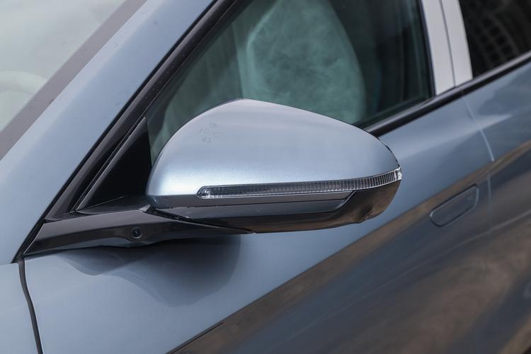 Фото машины 83