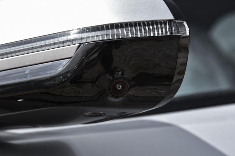 Фото машины 102