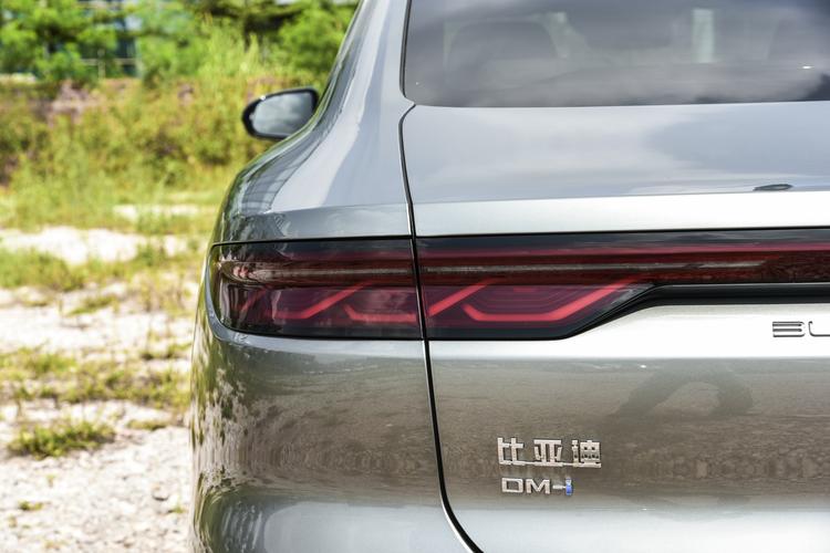 Фото машины 200