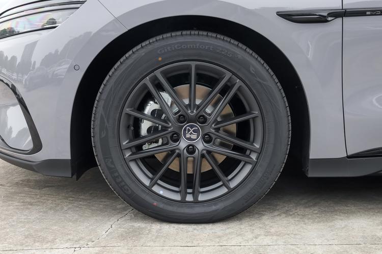 Фото машины 320