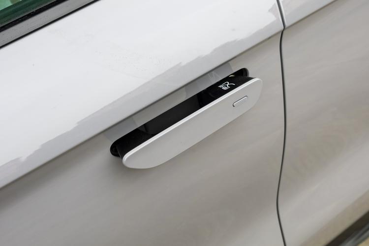 Фото машины 324