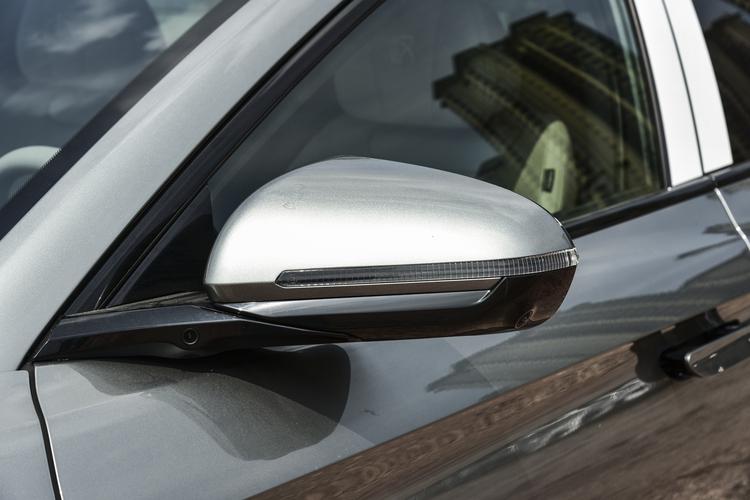 Фото машины 220