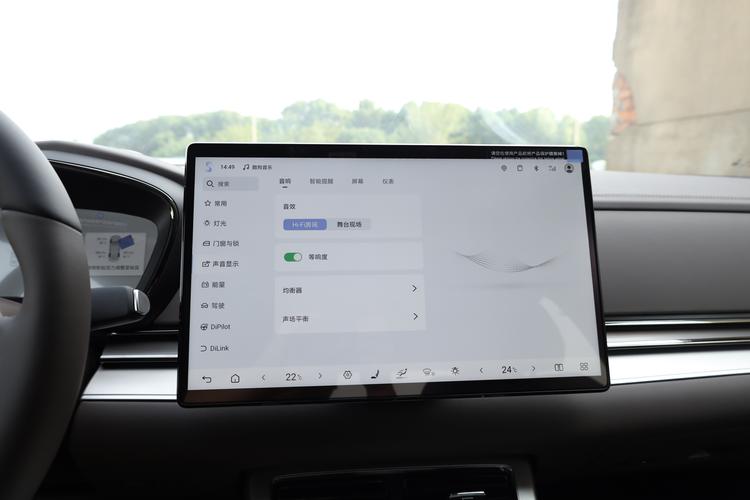 Фото машины 612