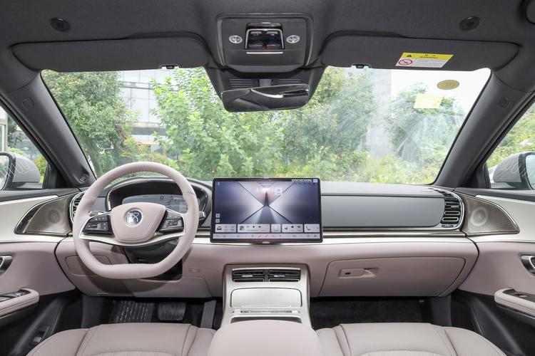 Фото машины 618