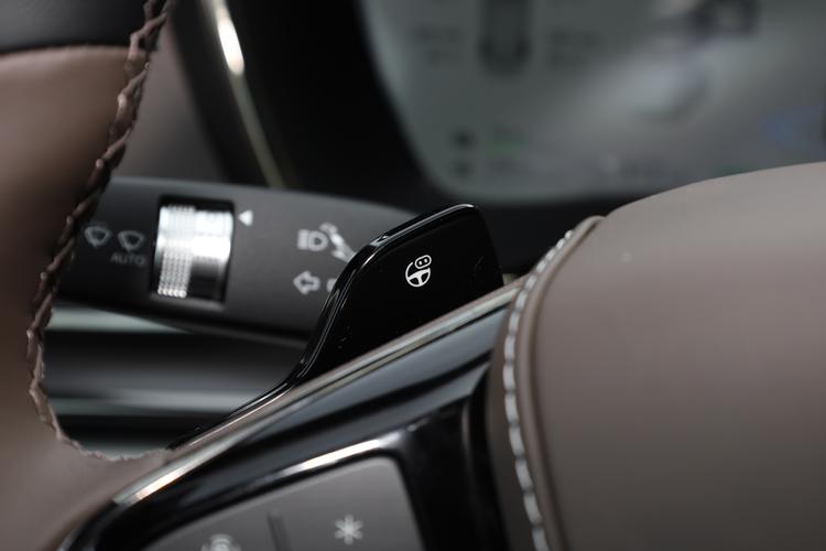 Фото машины 684