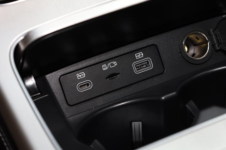 Фото машины 687