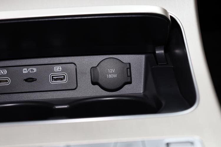 Фото машины 689