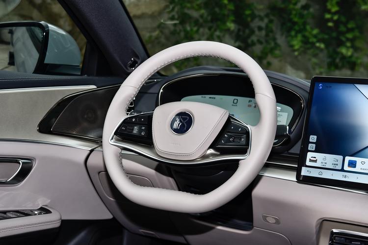 Фото машины 715