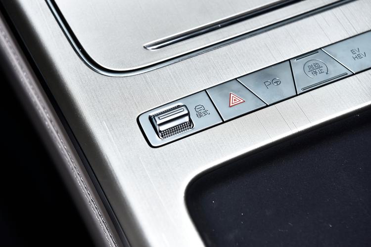 Фото машины 699