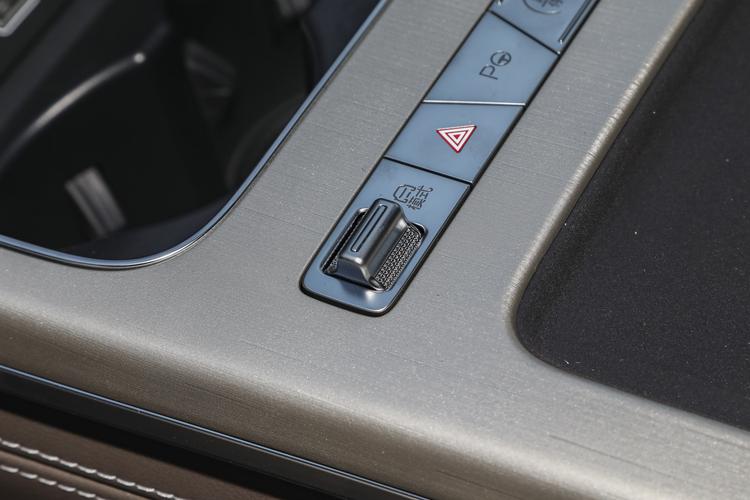 Фото машины 703