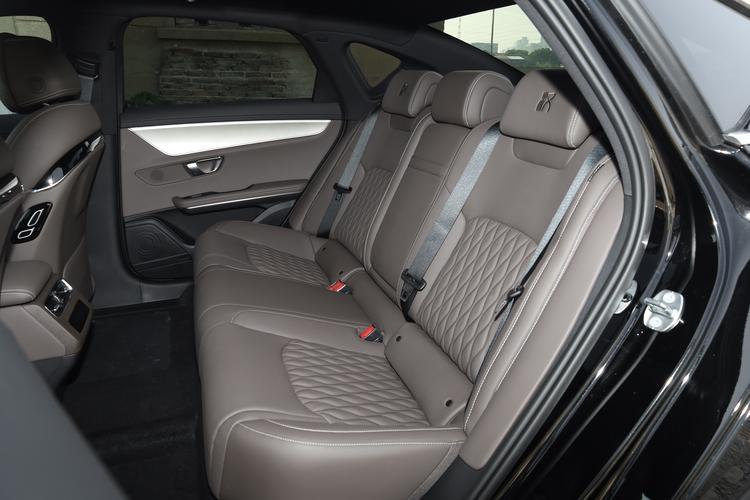 Фото машины 786