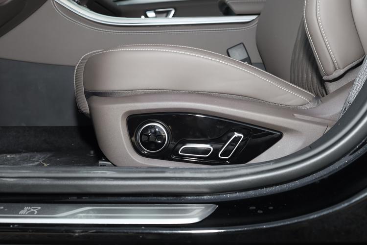 Фото машины 790