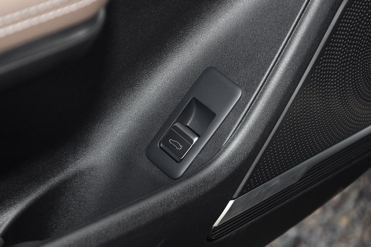 Фото машины 823