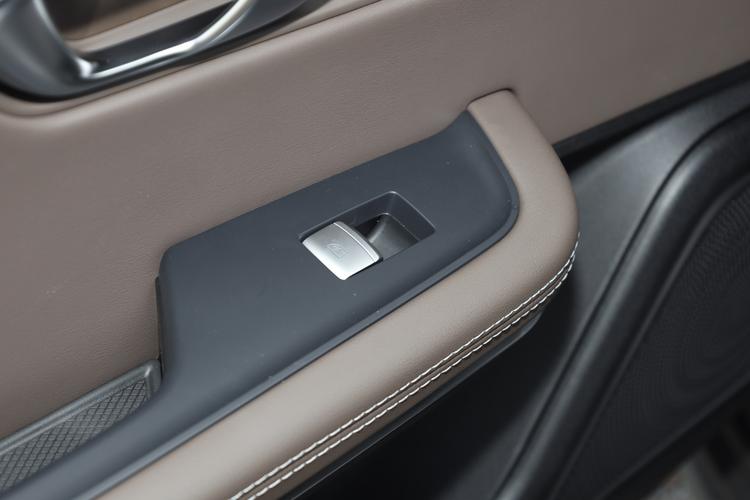 Фото машины 749