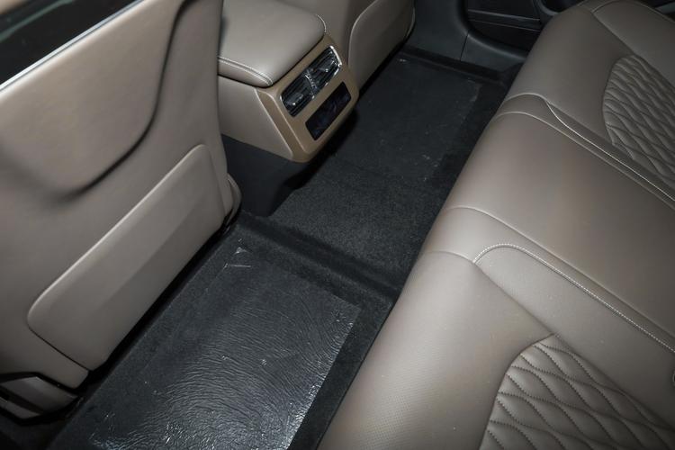 Фото машины 777