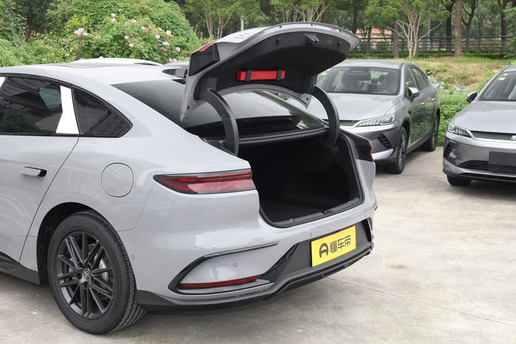 Фото машины 875