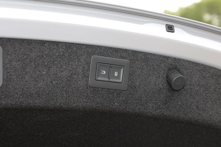 Фото машины 877