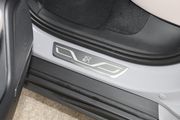 Фото машины 898