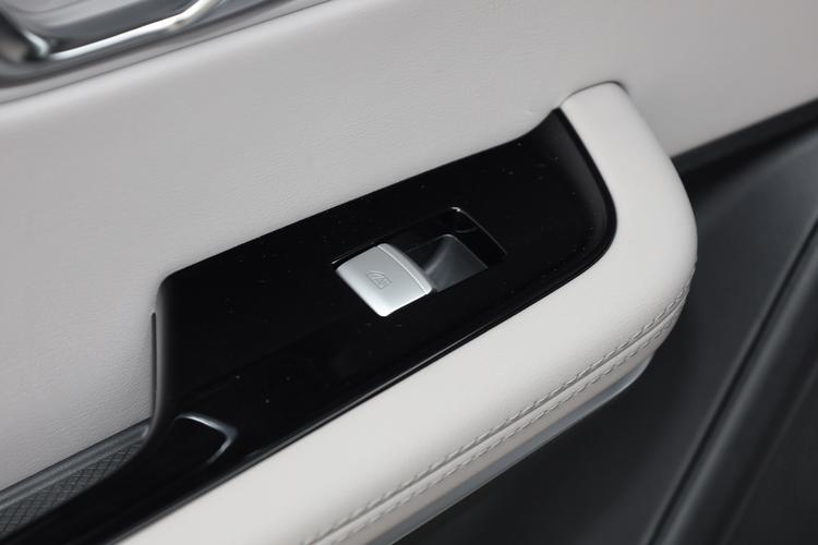 Фото машины 899