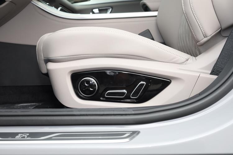 Фото машины 828