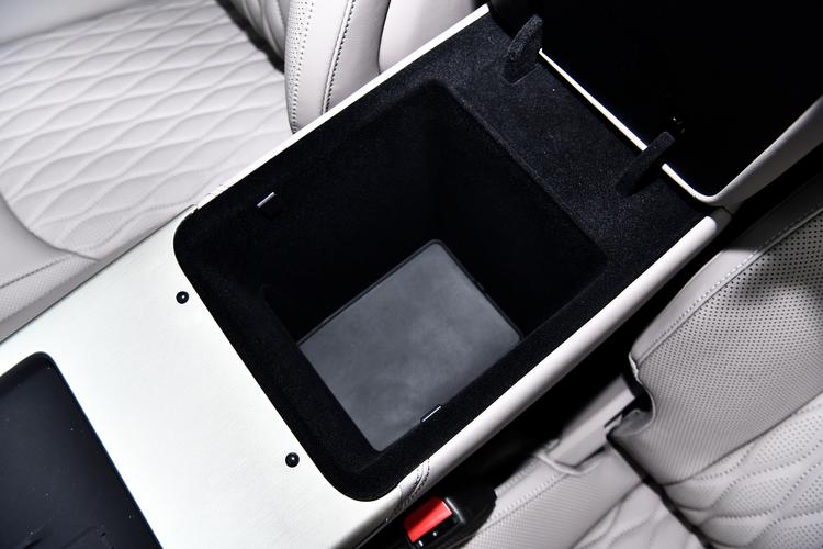 Фото машины 888