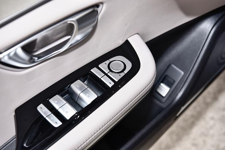 Фото машины 833