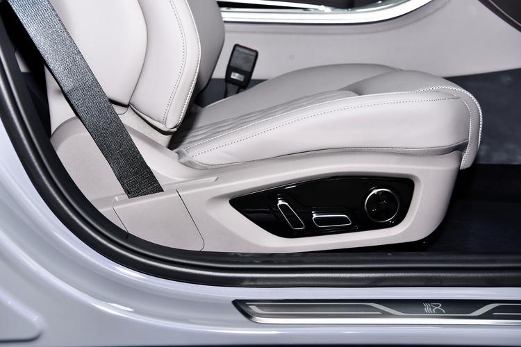 Фото машины 806