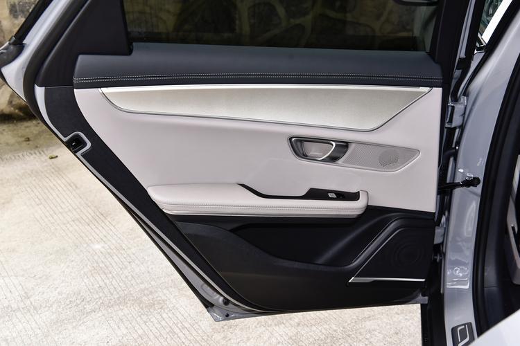 Фото машины 809