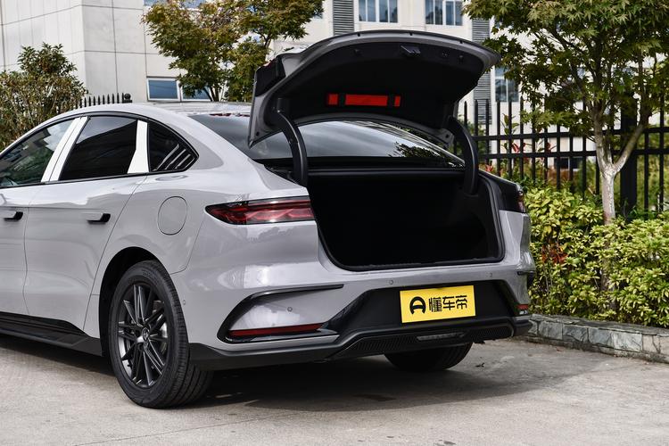 Фото машины 924