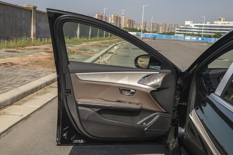 Фото машины 913