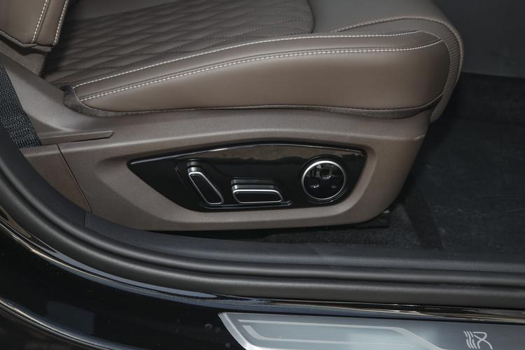 Фото машины 944